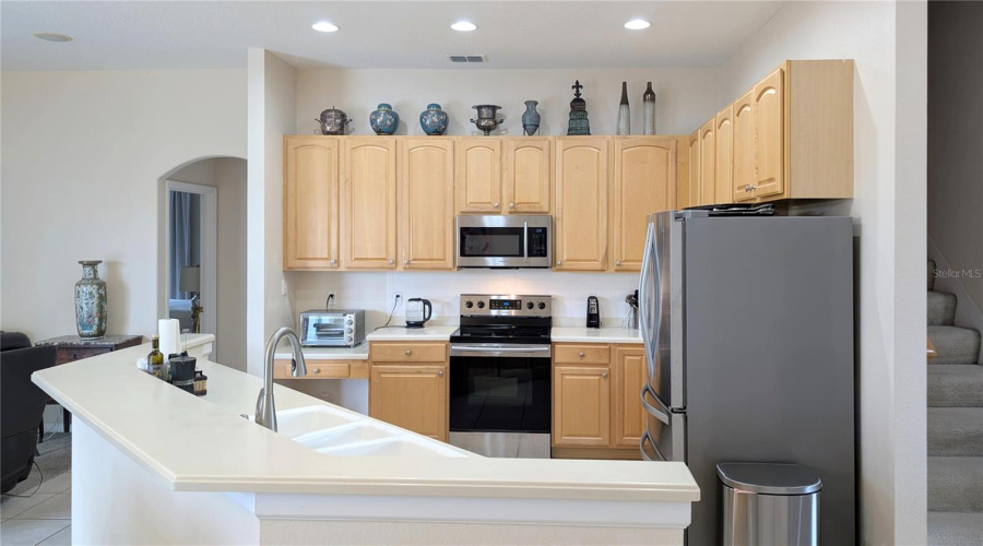 DAVENPORT, Florida 33897, 5 Bedrooms Bedrooms, ,3 BathroomsBathrooms,Residential,For Sale,PRESTWICK,0,MFRO6325213