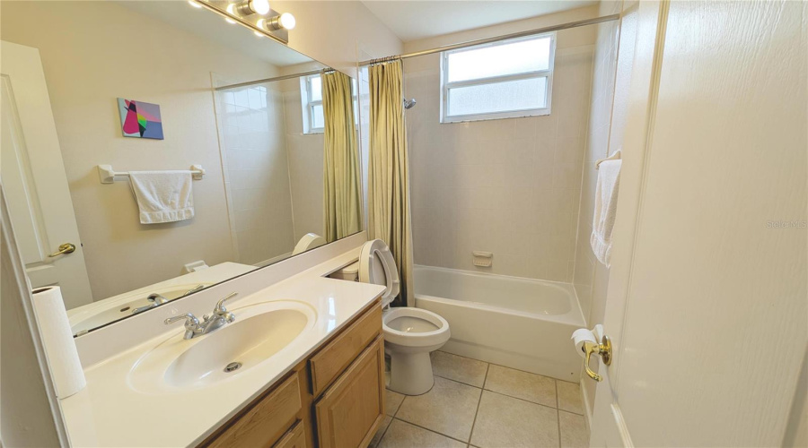 DAVENPORT, Florida 33897, 5 Bedrooms Bedrooms, ,3 BathroomsBathrooms,Residential,For Sale,PRESTWICK,0,MFRO6325213