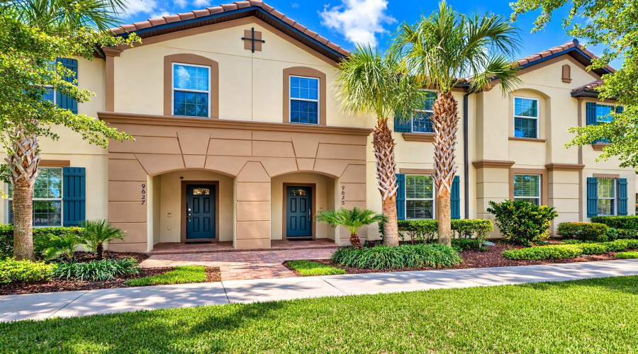 KISSIMMEE, Florida 34747, 5 Bedrooms Bedrooms, ,4 BathroomsBathrooms,Residential,For Sale,RHODES,0,MFRO6371975