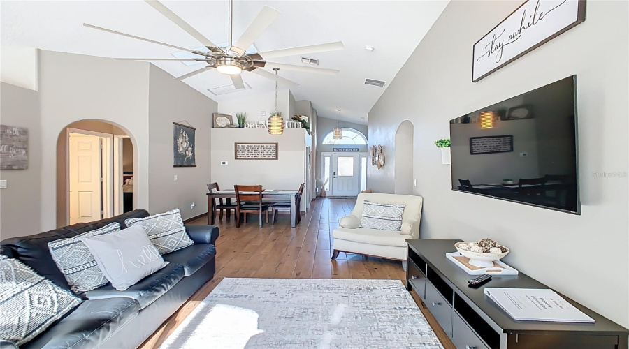 KISSIMMEE, Florida 34747, 4 Bedrooms Bedrooms, ,3 BathroomsBathrooms,Residential,For Sale,POMO,0,MFRO6370460