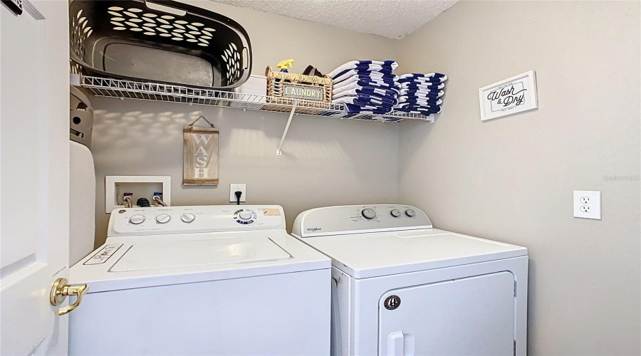 KISSIMMEE, Florida 34747, 4 Bedrooms Bedrooms, ,3 BathroomsBathrooms,Residential,For Sale,POMO,0,MFRO6370460