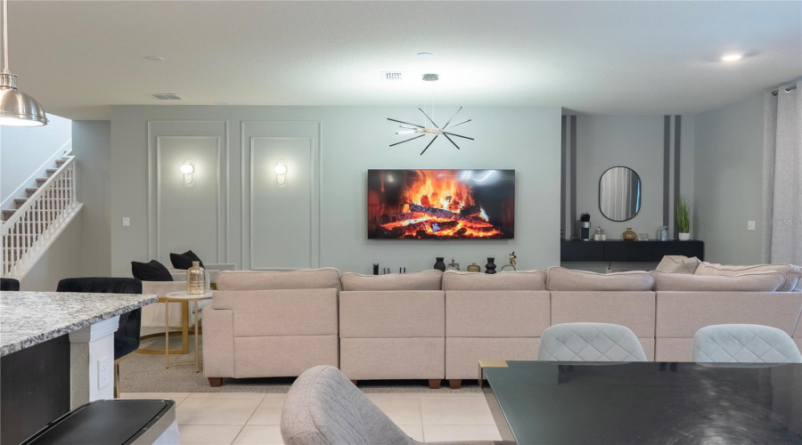 DAVENPORT, Florida 33897, 10 Bedrooms Bedrooms, ,8 BathroomsBathrooms,Residential,For Sale,KAIPO,0,MFRO6372408