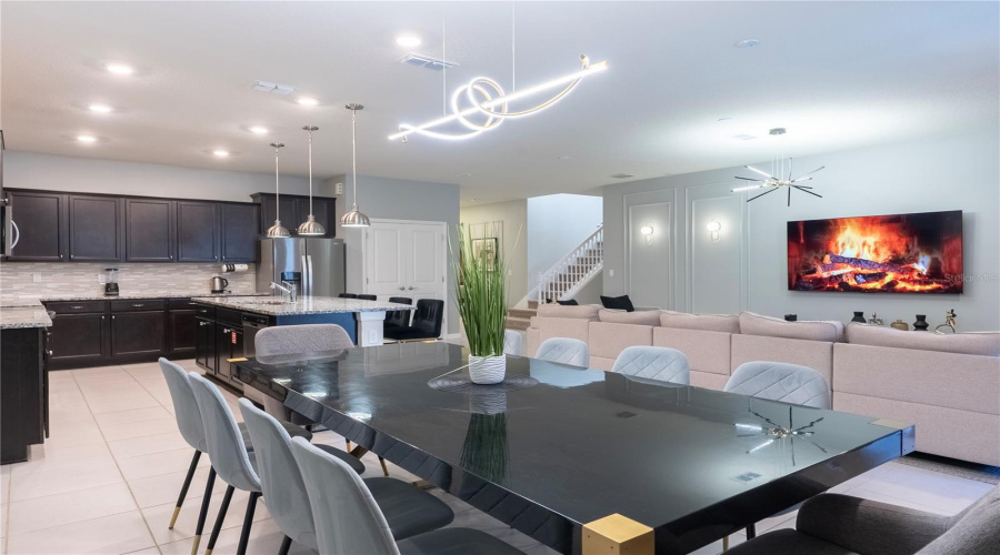 DAVENPORT, Florida 33897, 10 Bedrooms Bedrooms, ,8 BathroomsBathrooms,Residential,For Sale,KAIPO,0,MFRO6372408