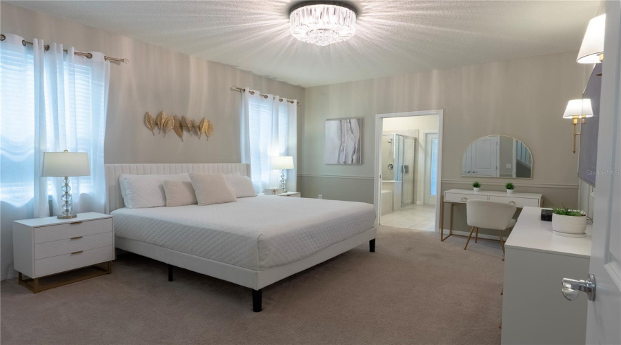 DAVENPORT, Florida 33897, 10 Bedrooms Bedrooms, ,8 BathroomsBathrooms,Residential,For Sale,KAIPO,0,MFRO6372408