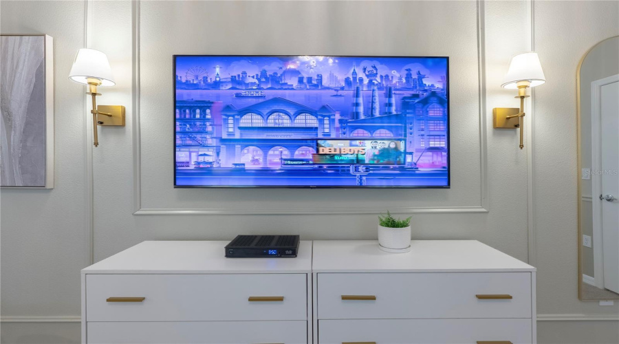 DAVENPORT, Florida 33897, 10 Bedrooms Bedrooms, ,8 BathroomsBathrooms,Residential,For Sale,KAIPO,0,MFRO6372408