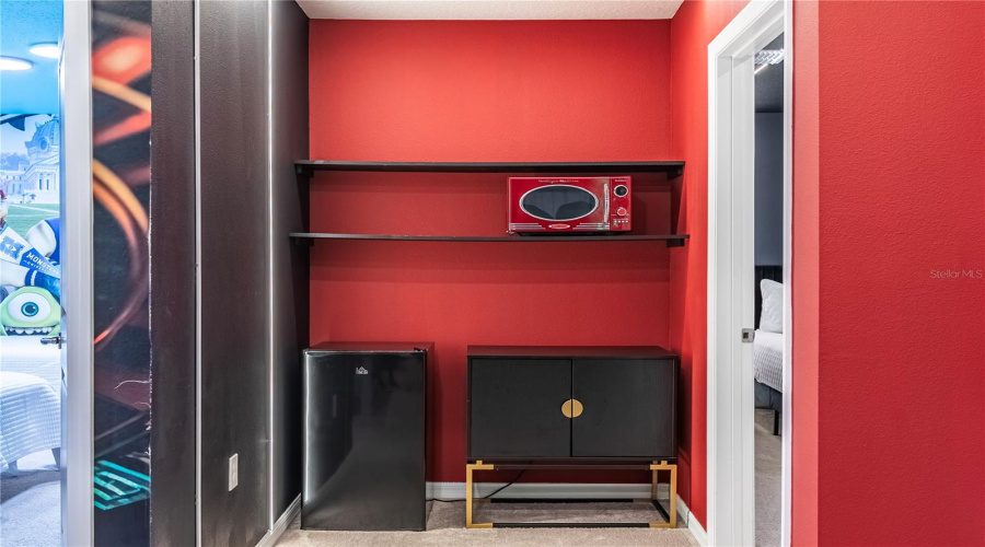 DAVENPORT, Florida 33897, 10 Bedrooms Bedrooms, ,8 BathroomsBathrooms,Residential,For Sale,KAIPO,0,MFRO6372408