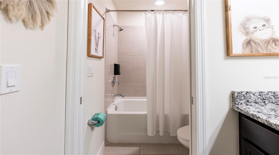 DAVENPORT, Florida 33897, 10 Bedrooms Bedrooms, ,8 BathroomsBathrooms,Residential,For Sale,KAIPO,0,MFRO6372408