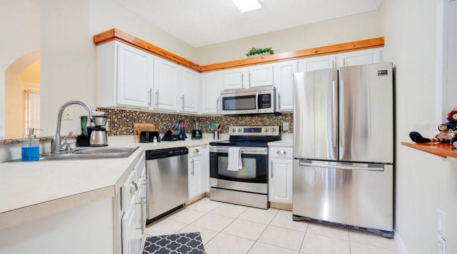 KISSIMMEE, Florida 34747, 4 Bedrooms Bedrooms, ,3 BathroomsBathrooms,Residential,For Sale,CRYSTAL COVE,0,MFRO6255478