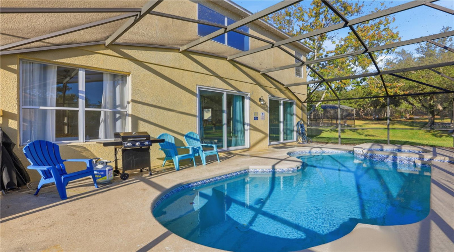 KISSIMMEE, Florida 34747, 8 Bedrooms Bedrooms, ,4 BathroomsBathrooms,Residential,For Sale,OASIS KEY,0,MFRO6371707