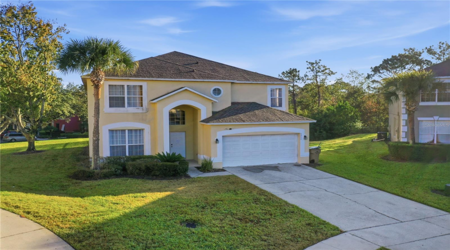 KISSIMMEE, Florida 34747, 8 Bedrooms Bedrooms, ,4 BathroomsBathrooms,Residential,For Sale,OASIS KEY,0,MFRO6371707