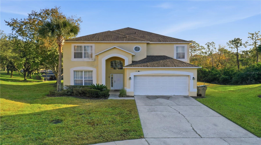 KISSIMMEE, Florida 34747, 8 Bedrooms Bedrooms, ,4 BathroomsBathrooms,Residential,For Sale,OASIS KEY,0,MFRO6371707