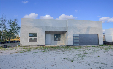 DAVENPORT, Florida 33837, 4 Bedrooms Bedrooms, ,3 BathroomsBathrooms,Residential,For Sale,NORTH,0,MFRO6372338