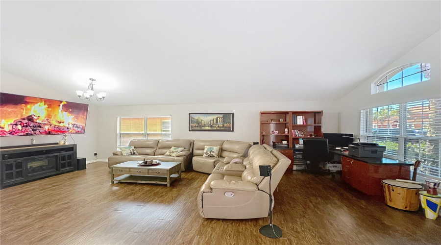 DAVENPORT, Florida 33897, 4 Bedrooms Bedrooms, ,3 BathroomsBathrooms,Residential,For Sale,SOLANA,0,MFRS5141214