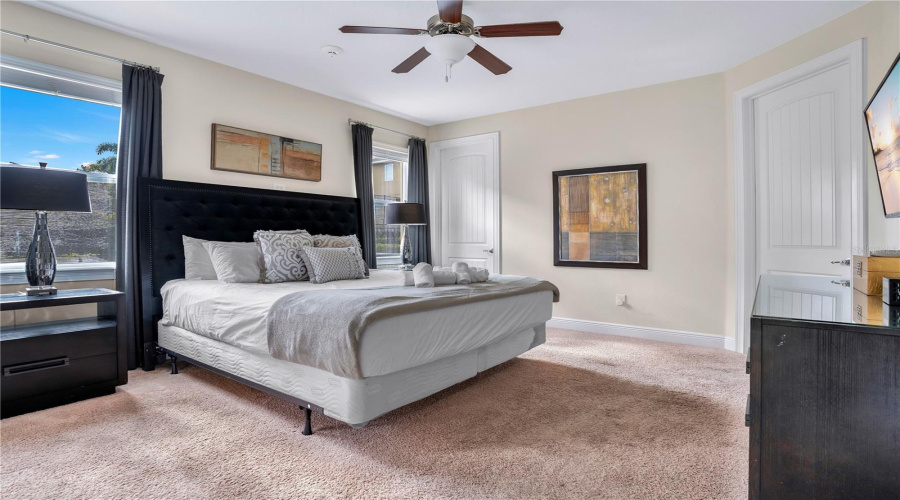 Two walk in closets or extra owners closet