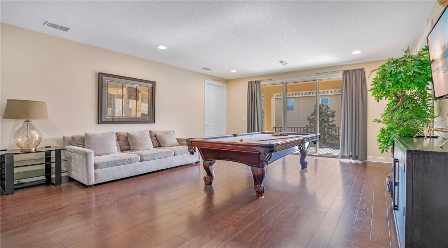 Upstairs Entertainment Zone!