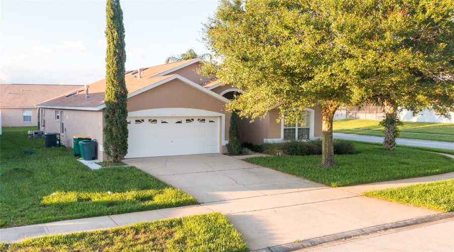 KISSIMMEE, Florida 34747, 4 Bedrooms Bedrooms, ,3 BathroomsBathrooms,Residential,For Sale,POMO,0,MFRO6327699