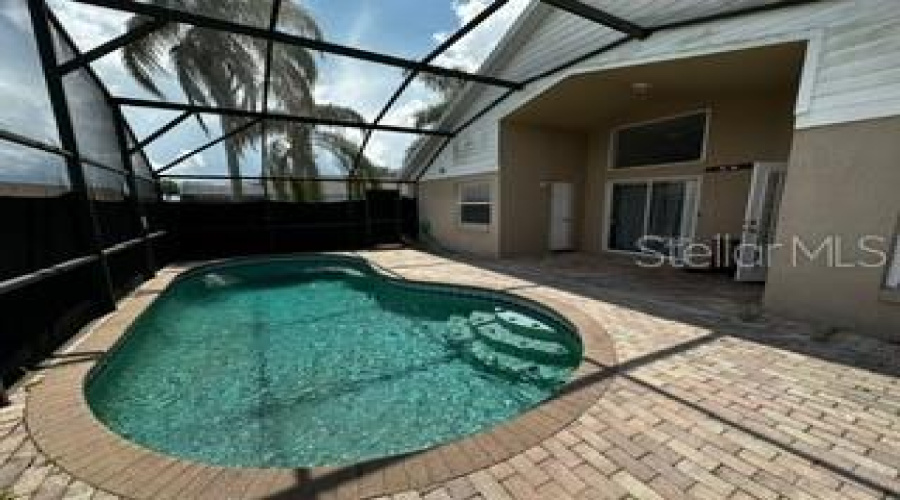 KISSIMMEE, Florida 34747, 4 Bedrooms Bedrooms, ,3 BathroomsBathrooms,Residential,For Sale,POMO,0,MFRO6327699