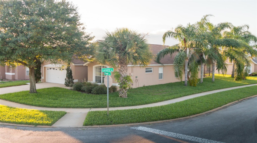 KISSIMMEE, Florida 34747, 4 Bedrooms Bedrooms, ,3 BathroomsBathrooms,Residential,For Sale,POMO,0,MFRO6327699