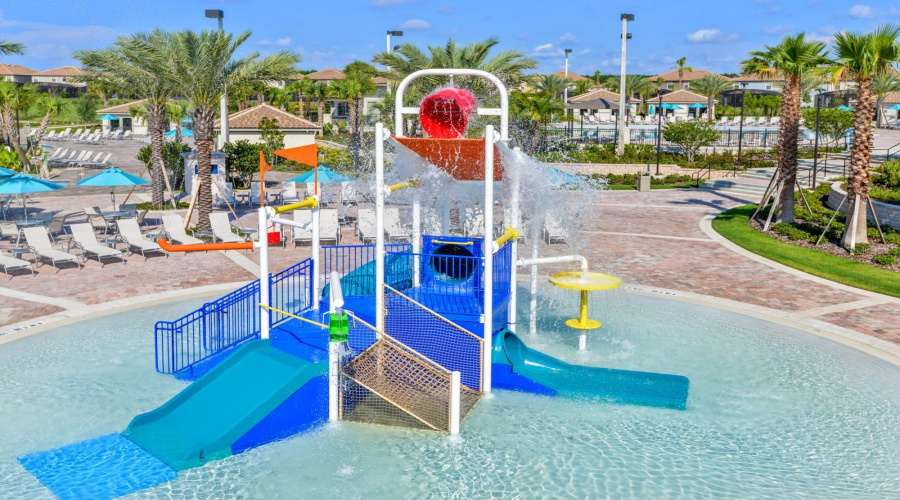 DAVENPORT, Florida 33896, 8 Bedrooms Bedrooms, ,5 BathroomsBathrooms,Residential,For Sale,STICKS,0,MFRS5141409