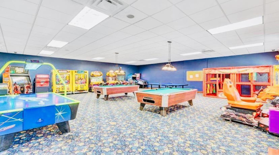 KISSIMMEE, Florida 34747, 4 Bedrooms Bedrooms, ,3 BathroomsBathrooms,Residential,For Sale,CALIFORNIA PALM,0,MFRO6372238