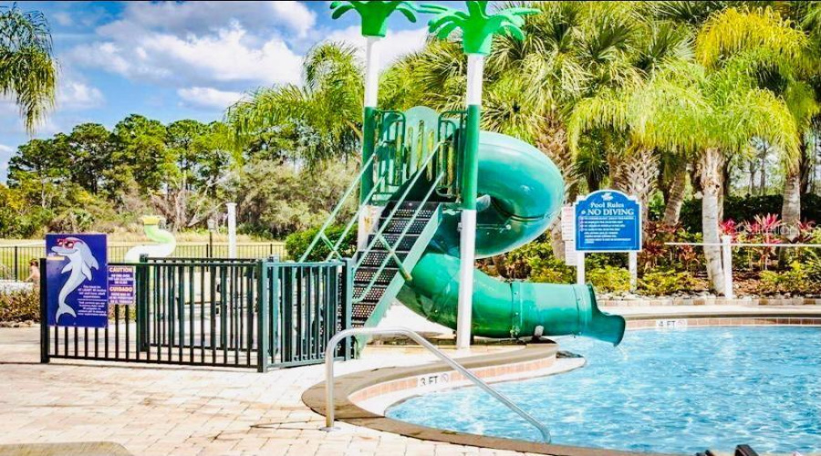 KISSIMMEE, Florida 34747, 4 Bedrooms Bedrooms, ,3 BathroomsBathrooms,Residential,For Sale,CALIFORNIA PALM,0,MFRO6372238