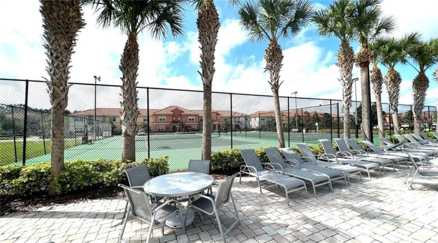 KISSIMMEE, Florida 34747, 4 Bedrooms Bedrooms, ,3 BathroomsBathrooms,Residential,For Sale,CALIFORNIA PALM,0,MFRO6372238