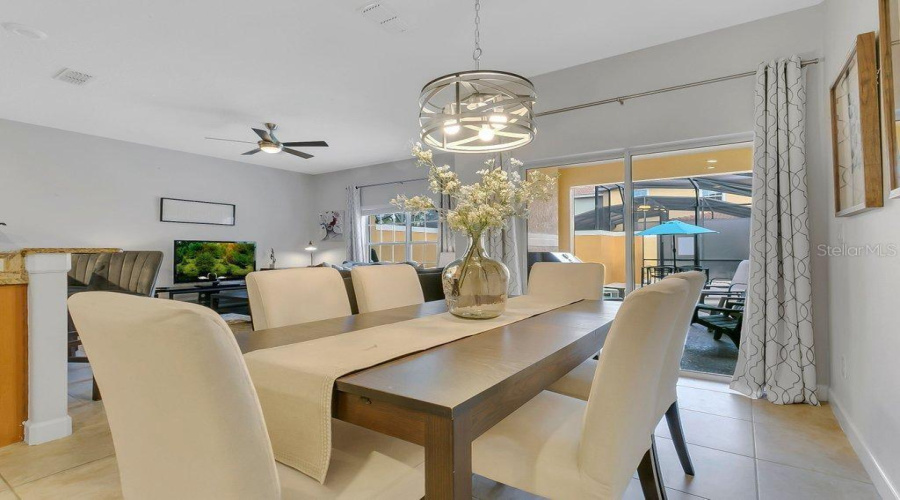 KISSIMMEE, Florida 34747, 4 Bedrooms Bedrooms, ,3 BathroomsBathrooms,Residential,For Sale,CALIFORNIA PALM,0,MFRO6372238