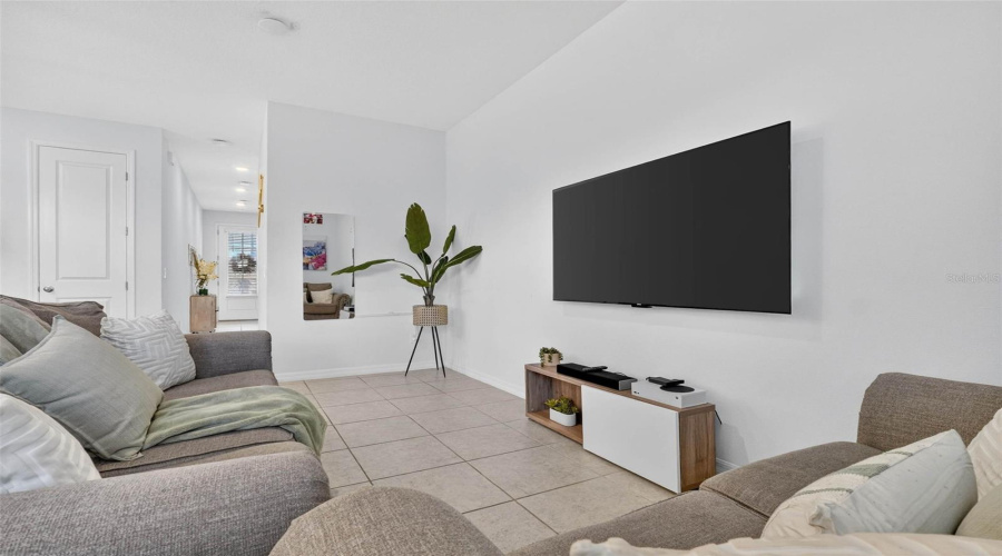 DAVENPORT, Florida 33896, 3 Bedrooms Bedrooms, ,2 BathroomsBathrooms,Residential,For Sale,LONGBOAT,0,MFRS5141028