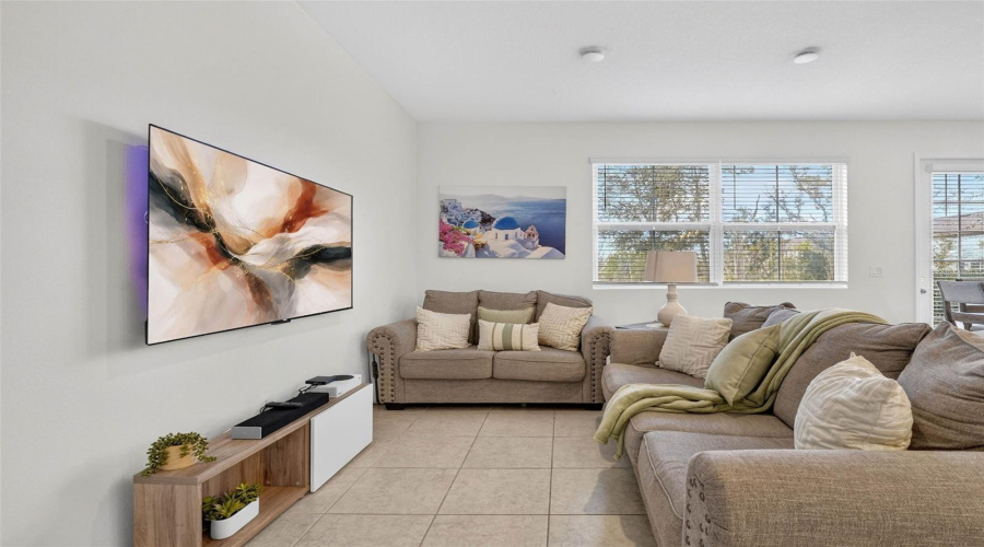 DAVENPORT, Florida 33896, 3 Bedrooms Bedrooms, ,2 BathroomsBathrooms,Residential,For Sale,LONGBOAT,0,MFRS5141028