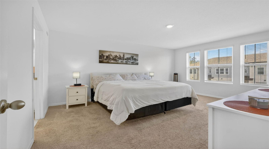 DAVENPORT, Florida 33896, 3 Bedrooms Bedrooms, ,2 BathroomsBathrooms,Residential,For Sale,LONGBOAT,0,MFRS5141028