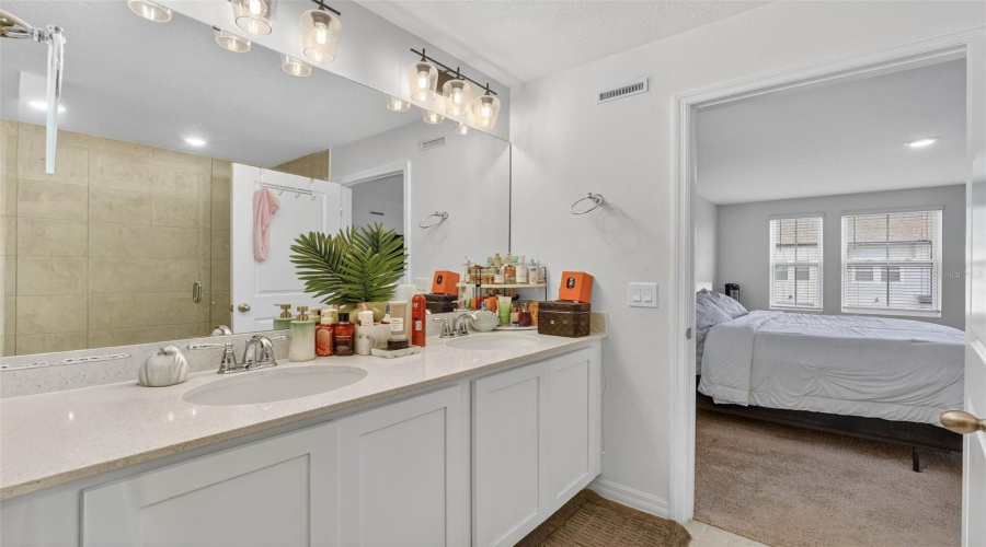 DAVENPORT, Florida 33896, 3 Bedrooms Bedrooms, ,2 BathroomsBathrooms,Residential,For Sale,LONGBOAT,0,MFRS5141028