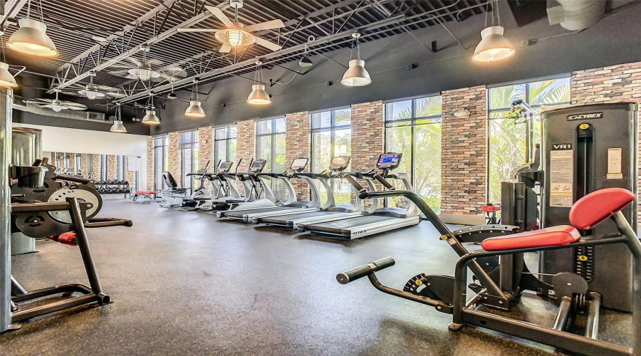 DAVENPORT, Florida 33896, 3 Bedrooms Bedrooms, ,2 BathroomsBathrooms,Residential,For Sale,LONGBOAT,0,MFRS5141028