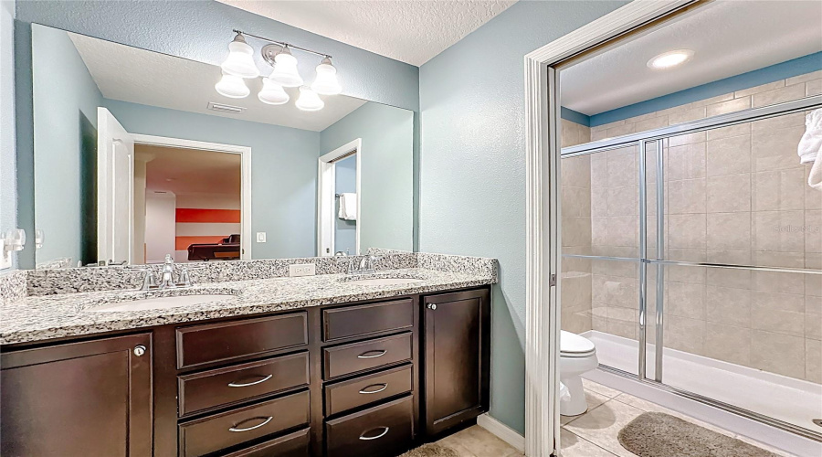 KISSIMMEE, Florida 34747, 8 Bedrooms Bedrooms, ,6 BathroomsBathrooms,Residential,For Sale,GOBI,0,MFRO6372783