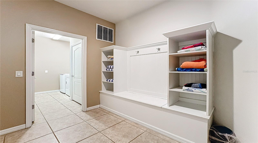 KISSIMMEE, Florida 34747, 8 Bedrooms Bedrooms, ,6 BathroomsBathrooms,Residential,For Sale,GOBI,0,MFRO6372783