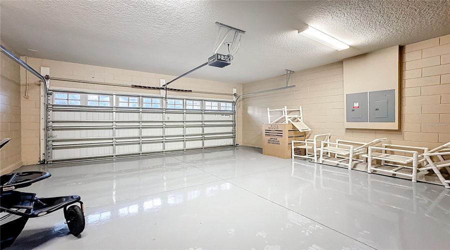 KISSIMMEE, Florida 34747, 8 Bedrooms Bedrooms, ,6 BathroomsBathrooms,Residential,For Sale,GOBI,0,MFRO6372783