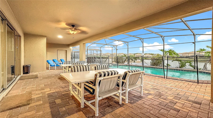 KISSIMMEE, Florida 34747, 8 Bedrooms Bedrooms, ,6 BathroomsBathrooms,Residential,For Sale,GOBI,0,MFRO6372783