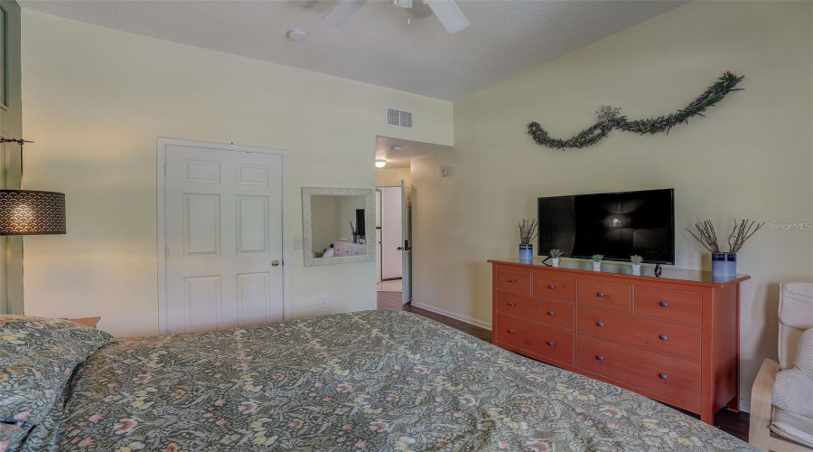 KISSIMMEE, Florida 34747, 2 Bedrooms Bedrooms, ,2 BathroomsBathrooms,Residential,For Sale,GOLDENRAIN,0,MFRO6372830