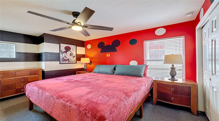 KISSIMMEE, Florida 34747, 5 Bedrooms Bedrooms, ,5 BathroomsBathrooms,Residential,For Sale,BASNETT,0,MFRO6371195