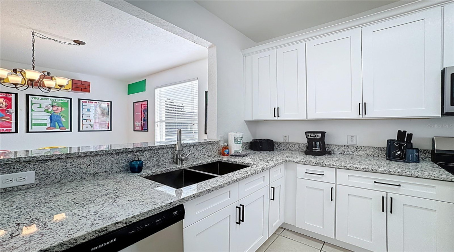 KISSIMMEE, Florida 34747, 5 Bedrooms Bedrooms, ,5 BathroomsBathrooms,Residential,For Sale,BASNETT,0,MFRO6371195