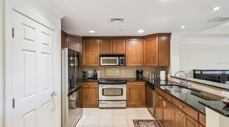 REUNION, Florida 34747, 3 Bedrooms Bedrooms, ,3 BathroomsBathrooms,Residential,For Sale,CENTRE COURT,0,MFRO6372754