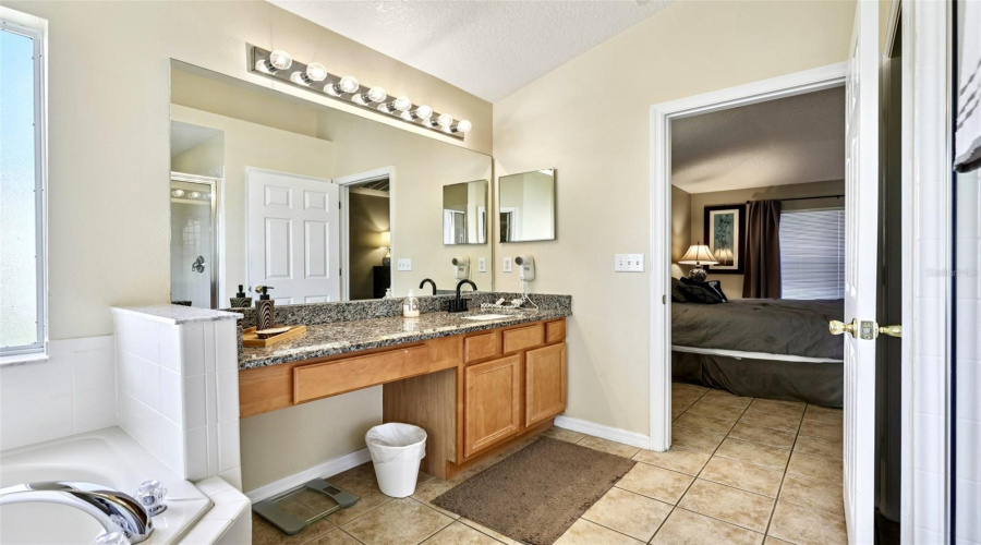 KISSIMMEE, Florida 34746, 5 Bedrooms Bedrooms, ,3 BathroomsBathrooms,Residential,For Sale,HIDEAWAY BEACH,0,MFRO6372170