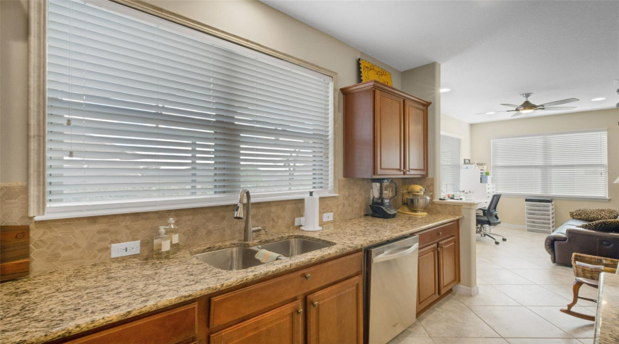 DAVENPORT, Florida 33837, 2 Bedrooms Bedrooms, ,2 BathroomsBathrooms,Residential,For Sale,PALENCIA,0,MFRS5141458