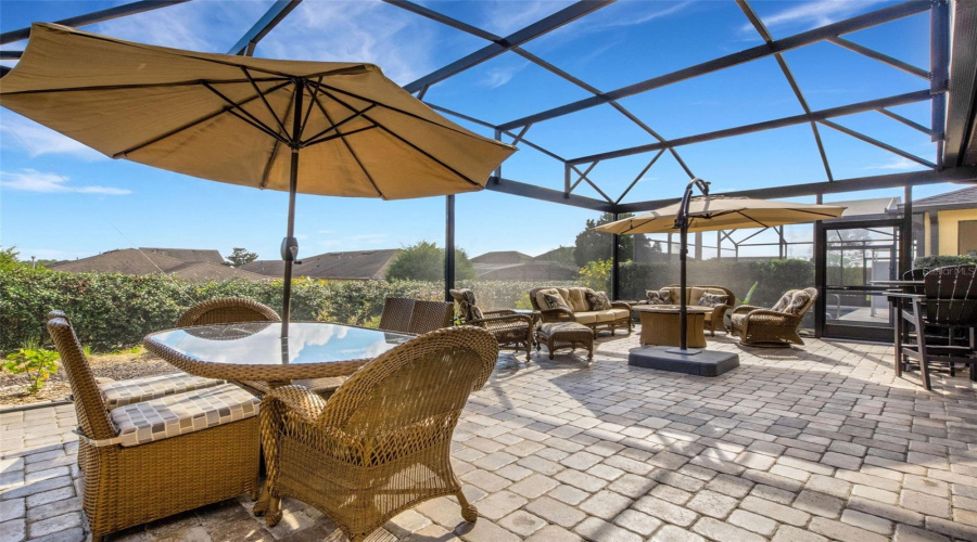 DAVENPORT, Florida 33837, 2 Bedrooms Bedrooms, ,2 BathroomsBathrooms,Residential,For Sale,PALENCIA,0,MFRS5141458