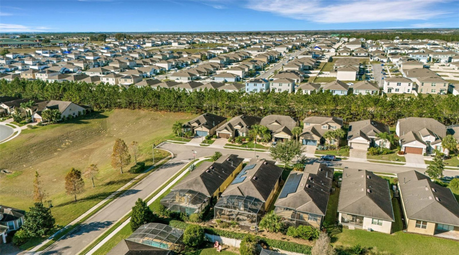 DAVENPORT, Florida 33837, 2 Bedrooms Bedrooms, ,2 BathroomsBathrooms,Residential,For Sale,PALENCIA,0,MFRS5141458