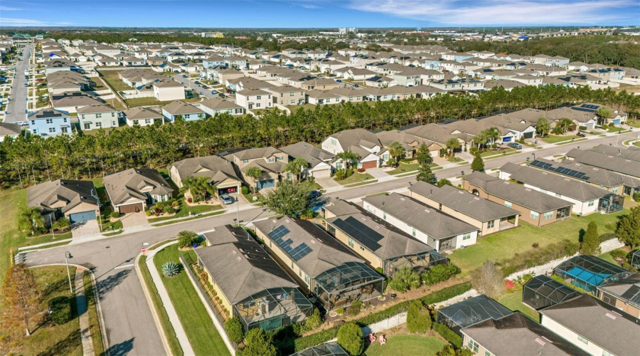 DAVENPORT, Florida 33837, 2 Bedrooms Bedrooms, ,2 BathroomsBathrooms,Residential,For Sale,PALENCIA,0,MFRS5141458