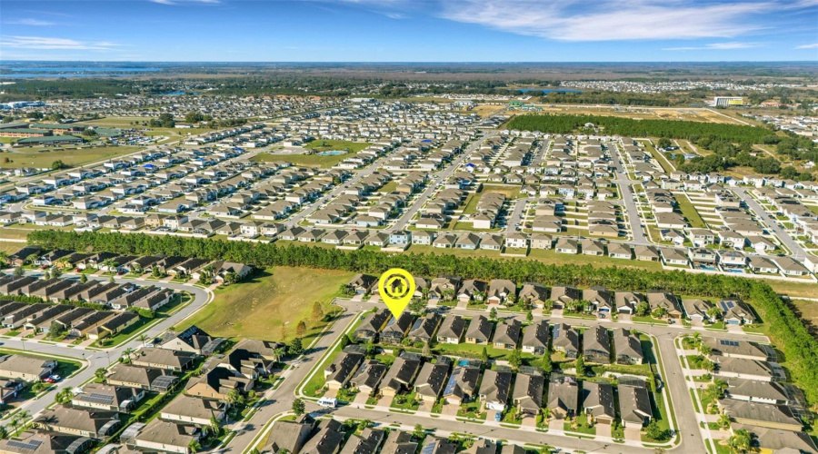 DAVENPORT, Florida 33837, 2 Bedrooms Bedrooms, ,2 BathroomsBathrooms,Residential,For Sale,PALENCIA,0,MFRS5141458