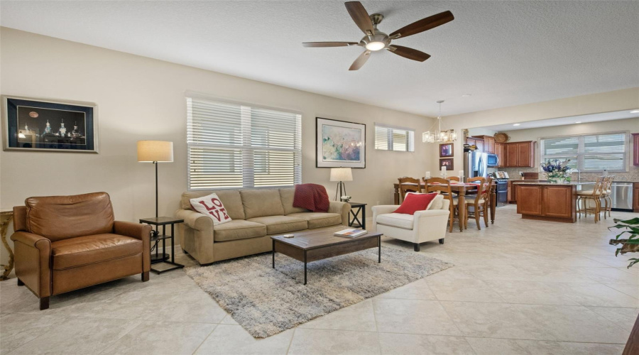 DAVENPORT, Florida 33837, 2 Bedrooms Bedrooms, ,2 BathroomsBathrooms,Residential,For Sale,PALENCIA,0,MFRS5141458