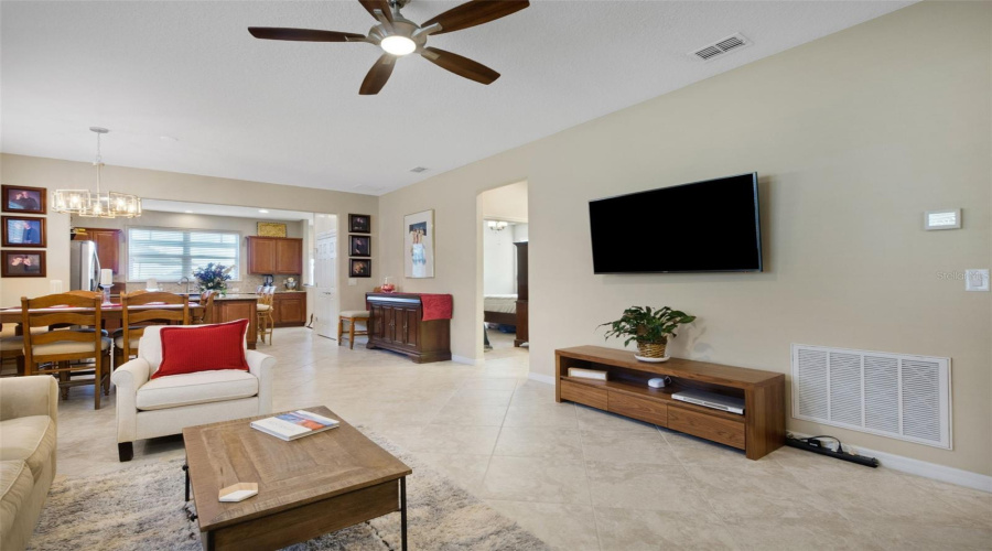 DAVENPORT, Florida 33837, 2 Bedrooms Bedrooms, ,2 BathroomsBathrooms,Residential,For Sale,PALENCIA,0,MFRS5141458