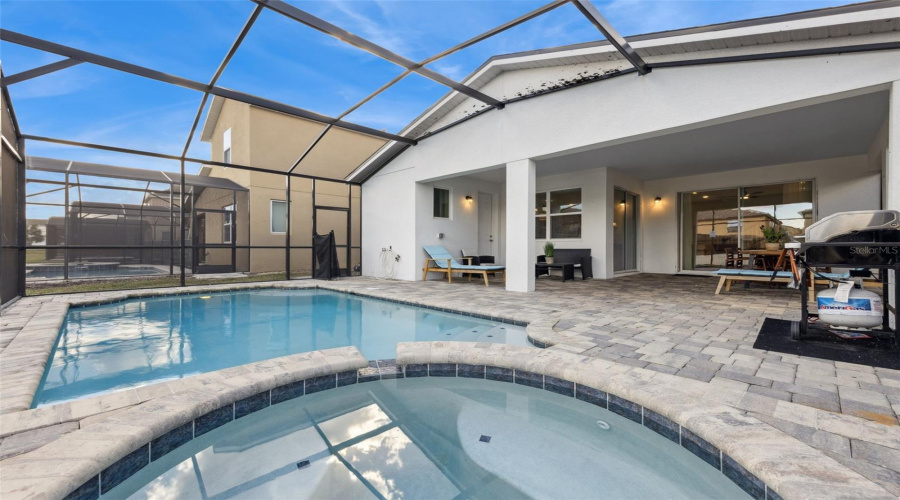KISSIMMEE, Florida 34747, 6 Bedrooms Bedrooms, ,4 BathroomsBathrooms,Residential,For Sale,COCONUT BREEZE,0,MFRO6372799