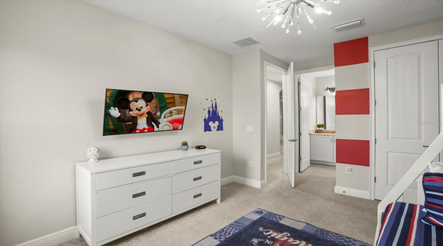 KISSIMMEE, Florida 34747, 6 Bedrooms Bedrooms, ,5 BathroomsBathrooms,Residential,For Sale,SOUTHFIELD,0,MFRG5105859